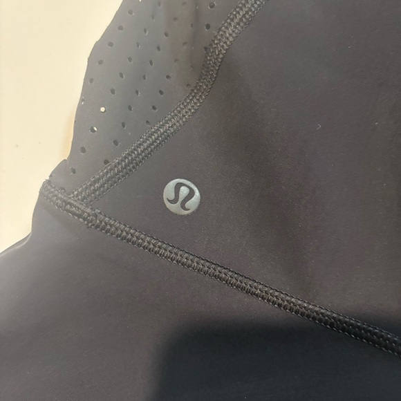 Lululemon size 4 Paddle times Black Perforated peplum Top - Picture 6 of 7